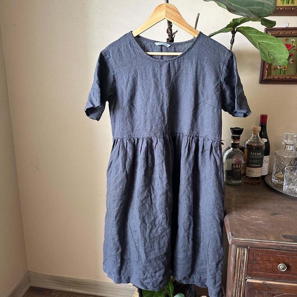 Charcoal Linenfox Anna linen dress. Size XS.